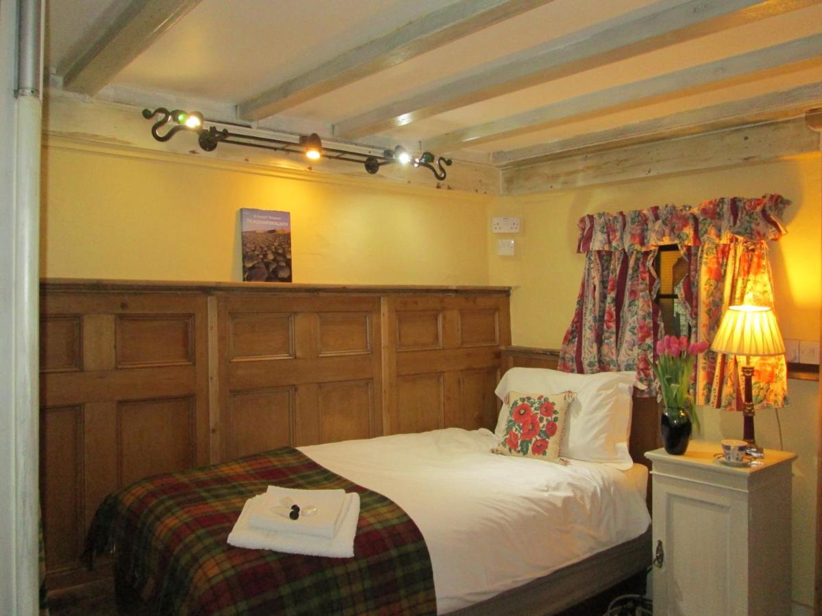 อัลน์วิค ลอดจ์ Bed & Breakfast Shilbottle ภายนอก รูปภาพ