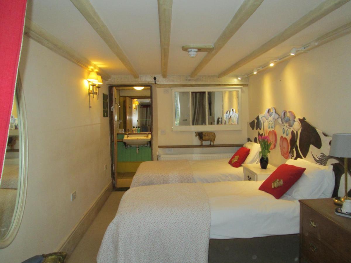 อัลน์วิค ลอดจ์ Bed & Breakfast Shilbottle ภายนอก รูปภาพ